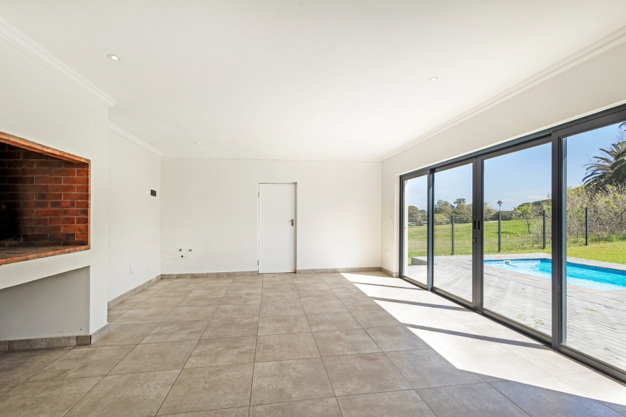 2 Bedroom Property for Sale in Audas Estate Western Cape